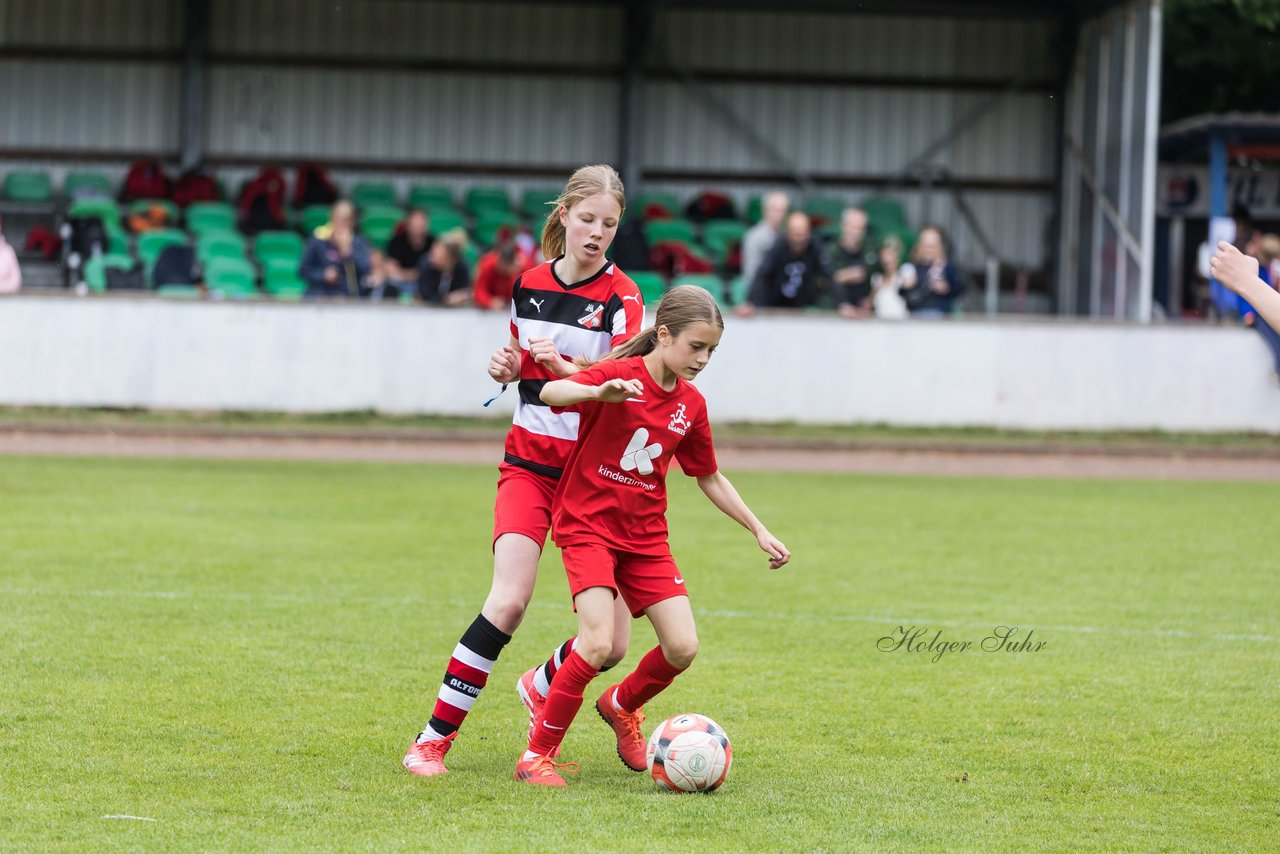 Bild 697 - Loewinnen Cup